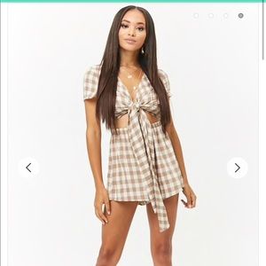 Forever 21 gingham romper with cut-out - Size S